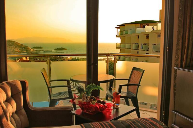 Odelia Resort Hotel Kuşadası Ngoại thất bức ảnh