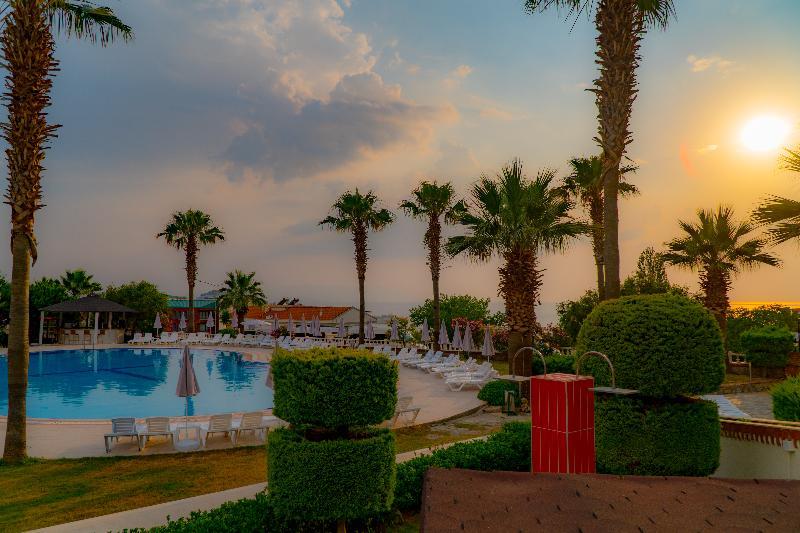 Odelia Resort Hotel Kuşadası Ngoại thất bức ảnh