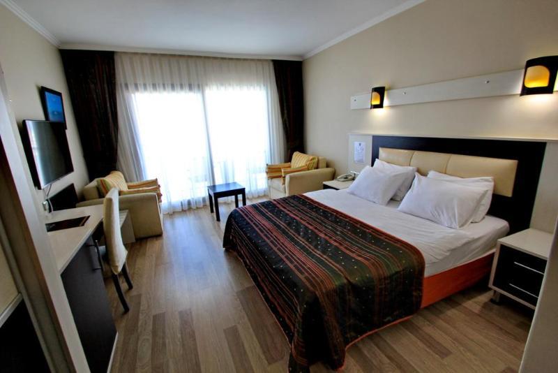 Odelia Resort Hotel Kuşadası Ngoại thất bức ảnh